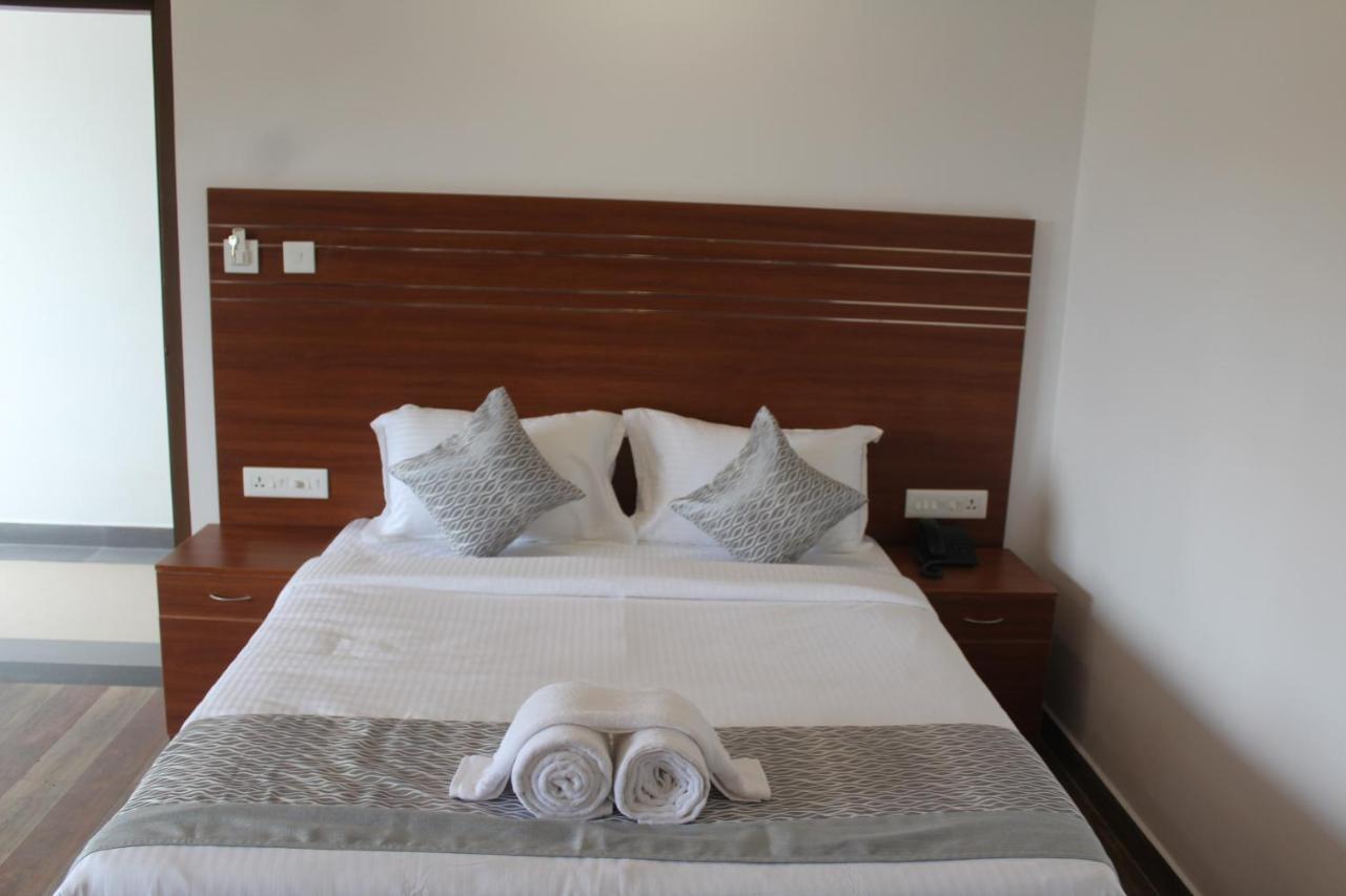 The Lakeview Munnar Ngoại thất bức ảnh