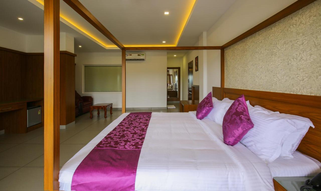 The Lakeview Munnar Ngoại thất bức ảnh